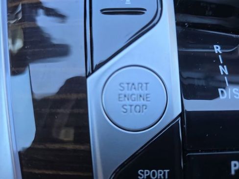 Used 2026 BMW X5 sDrive40i image 30