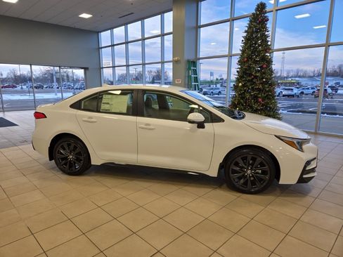 New 2026 Toyota Corolla SE image 5