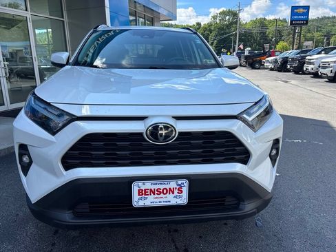 Used 2023 Toyota RAV4 XLE Premium AWD/4WD image 9