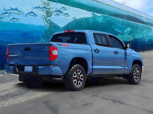 Used 2018 Toyota Tundra SR5 w/ TRD Off Road Package AWD/4WD image 4