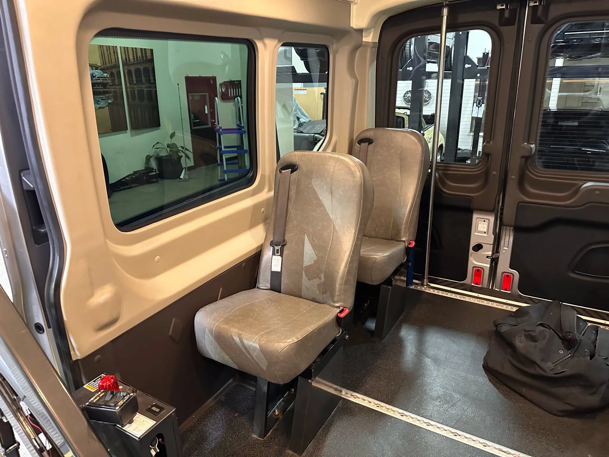 Used 2015 Ford Transit 350 148 Medium Roof RWD image 33