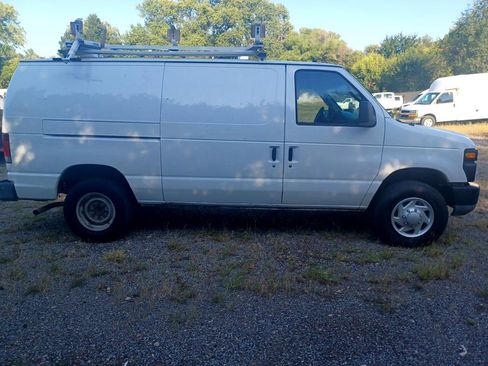 Used 2008 Ford E-250 and Econoline 250 image 4