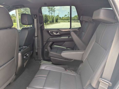 Used 2023 Chevrolet Tahoe RST w/ Luxury Package RWD image 17