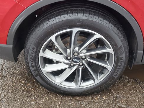 Certified 2023 Lincoln Corsair AWD w/ Equipment Group 101A image 7