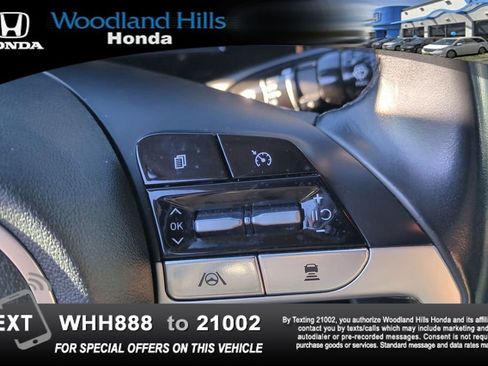 Used 2022 Hyundai Elantra SEL w/ Convenience + Premium Package image 12