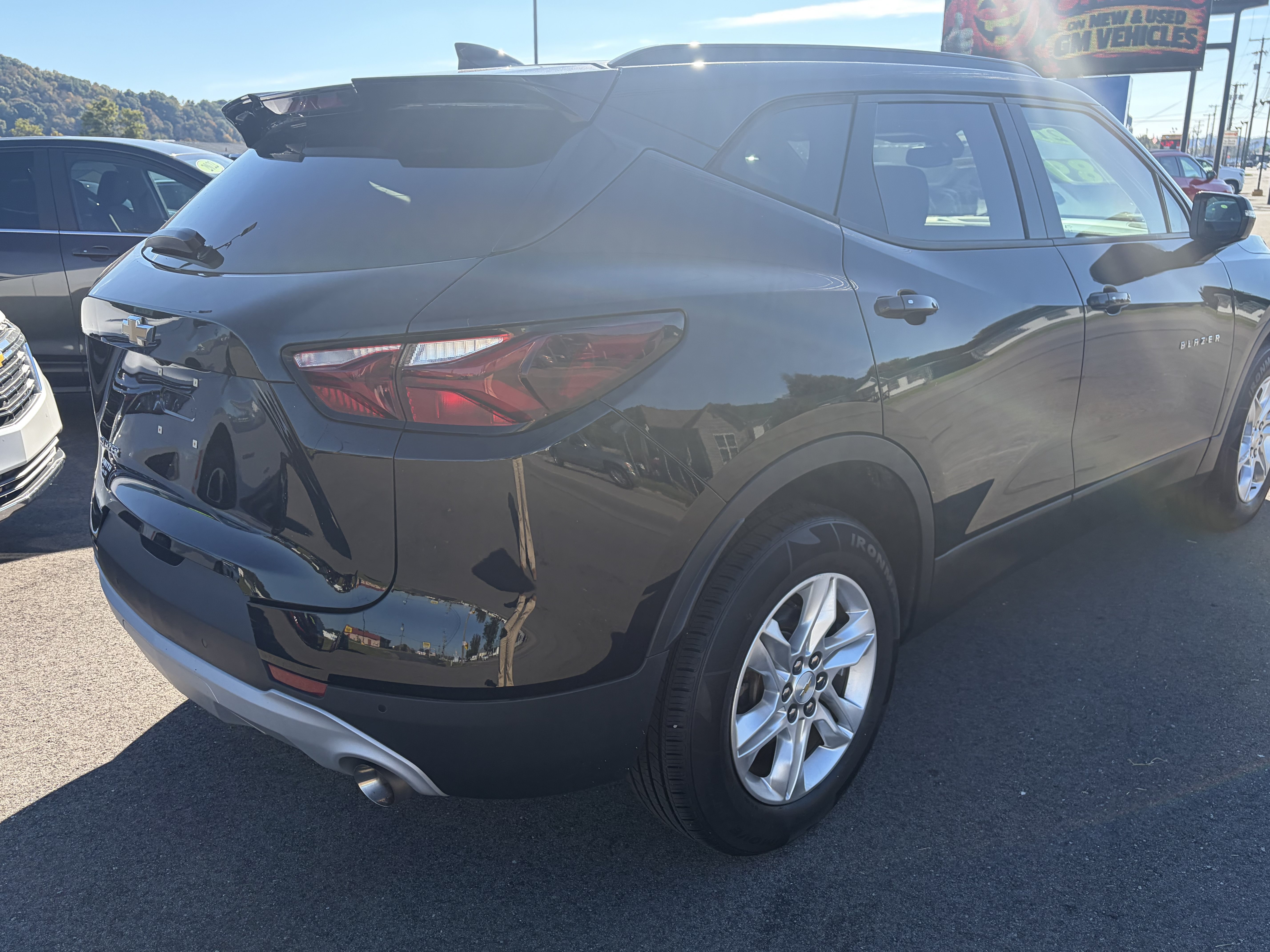 Used 2021 Chevrolet Blazer LT FWD image 4