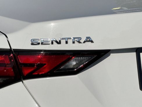 Used 2024 Nissan Sentra SV image 23