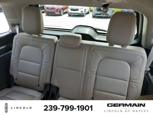 Certified 2022 Lincoln Navigator Reserve AWD/4WD image 21