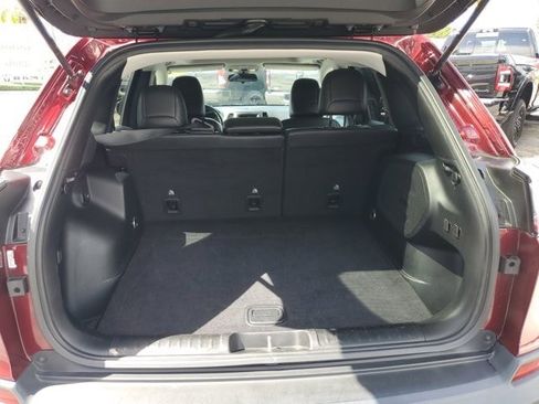 Certified 2019 Jeep Cherokee Latitude Plus image 12