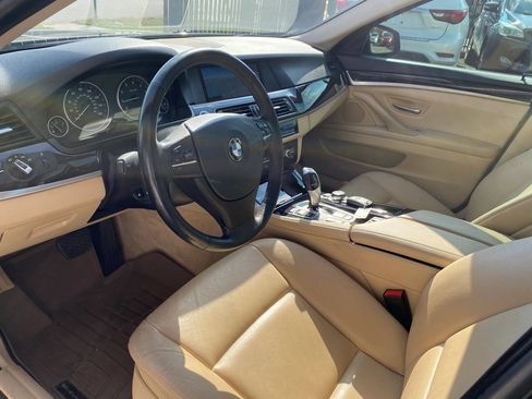 Used 2012 BMW 528i xDrive Sedan AWD/4WD image 3