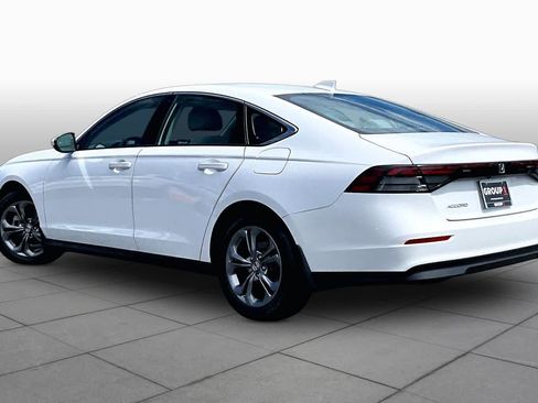 Used 2024 Honda Accord EX image 11