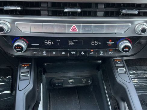 Used 2024 Kia Telluride S w/ S Sunroof Package AWD/4WD image 22