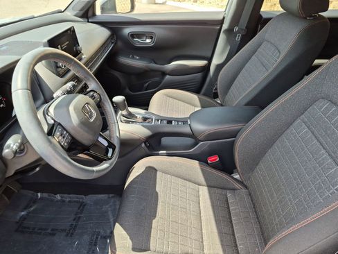 Used 2024 Honda HR-V Sport image 25