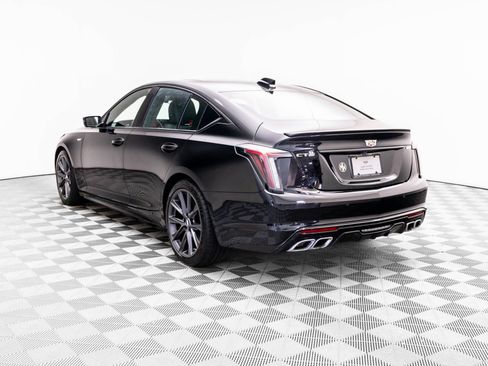 Used 2025 Cadillac CT5 V RWD image 3