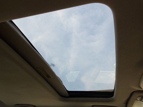 Used 2008 Lincoln MKZ image 37