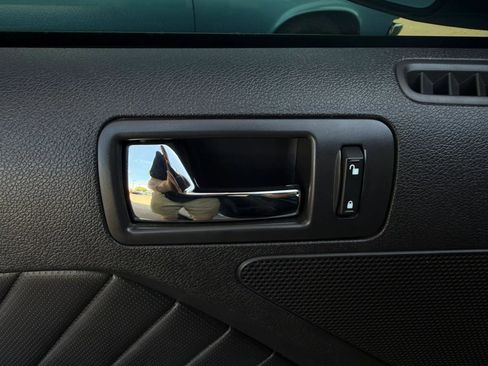 Used 2013 Ford Mustang GT Premium w/ Brembo Brake Pkg image 34