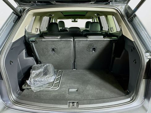 Used 2021 Volkswagen Atlas SE image 30