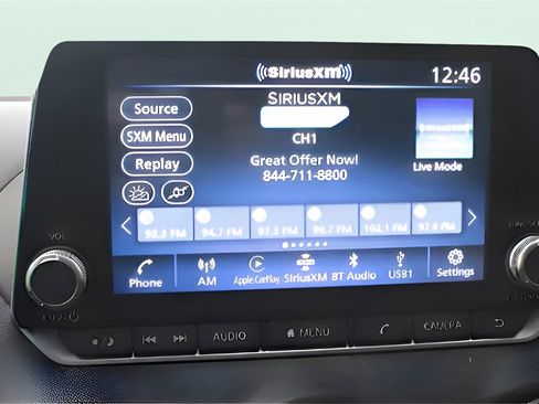 Used 2025 Nissan Sentra SR w/ SR Premium Package image 13