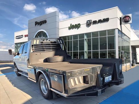 Used 2021 RAM 3500 Laramie image 3