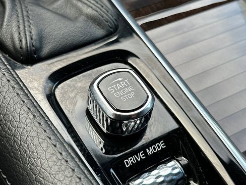 Used 2018 Volvo S90 T5 Momentum w/ Convenience Package image 33