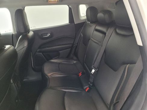 Used 2020 Jeep Compass Latitude AWD/4WD image 18