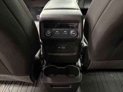 Used 2023 GMC Acadia SLE w/ LPO, Floor Liner Package image 28