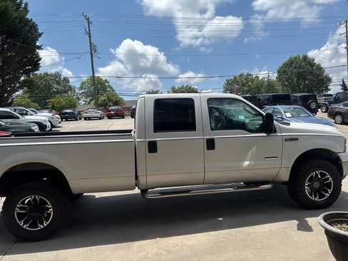 Used 2005 Ford F350 XLT image 7