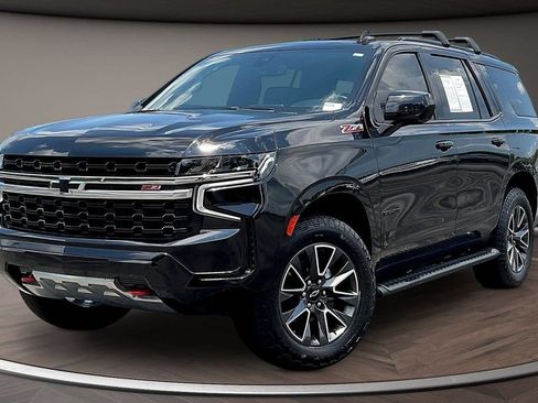 Used 2021 Chevrolet Tahoe Z71 w/ Rear Media and Nav Package AWD/4WD image 3