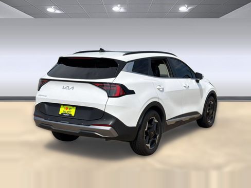 Used 2026 Kia Sportage EX w/ EX Panorama Roof Package FWD image 9