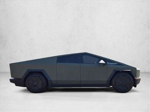 Used 2024 Tesla Cybertruck Cyberbeast AWD/4WD image 4