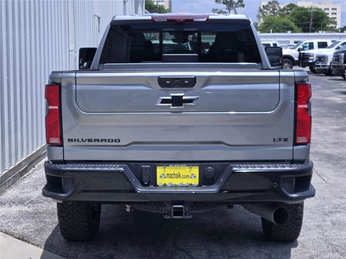 Used 2025 Chevrolet Silverado 2500 LTZ w/ LTZ Plus Package AWD/4WD image 7