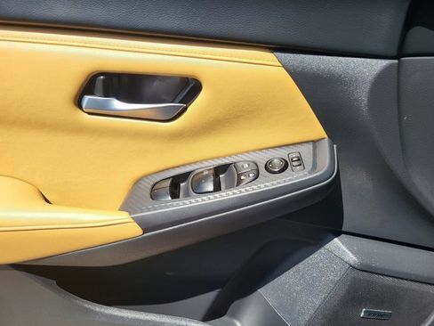 Certified 2025 Nissan Sentra SV w/ SV Premium Package FWD image 21