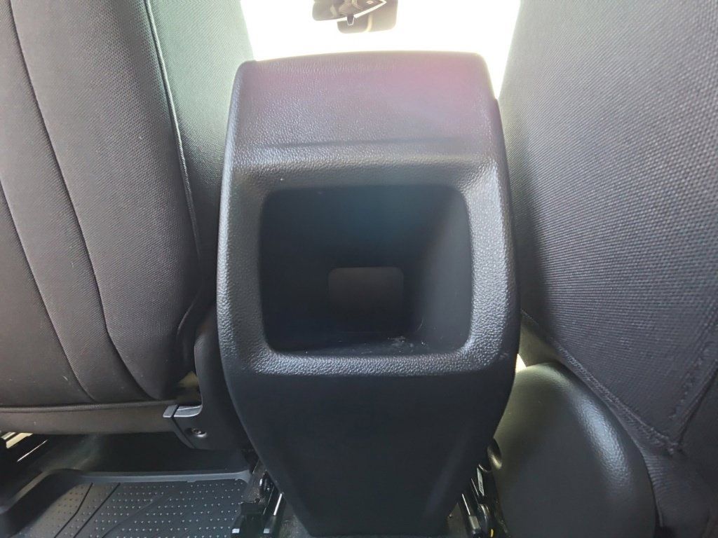 Used 2025 Chevrolet Trax RS w/ Sunroof Package FWD image 20