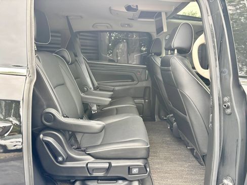Used 2025 Honda Odyssey Elite image 26