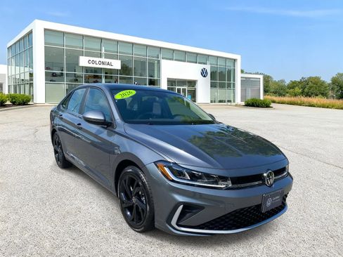 Certified 2026 Volkswagen Jetta SE w/ Black Wheel Package FWD image 7