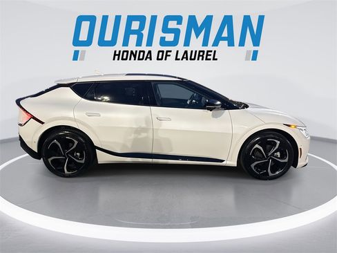 Used 2023 Kia EV6 GT-Line w/ GT-Line Suede Seat Package image 9