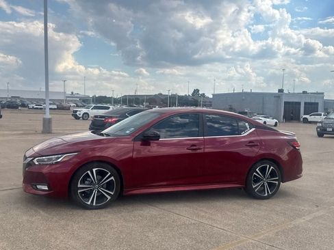 Used 2023 Nissan Sentra SR w/ SR Premium Package FWD image 13