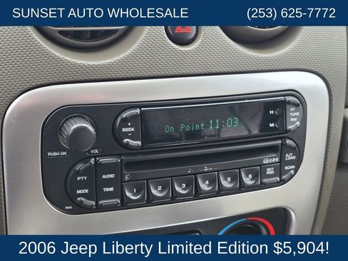 Used 2006 Jeep Liberty Limited image 26