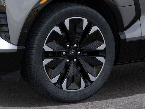 New 2025 Chevrolet Blazer EV RS RWD image 9