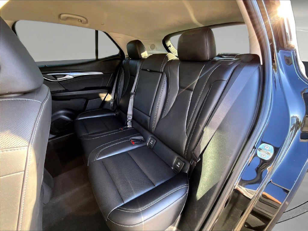 Used 2024 Buick Envision Preferred AWD/4WD image 26