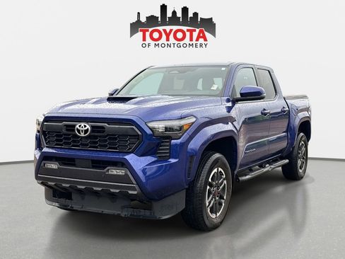 Used 2024 Toyota Tacoma TRD Sport w/ TRD Sport Upgrade Package image 7