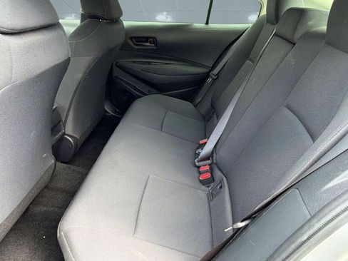 Used 2022 Toyota Corolla LE FWD image 21