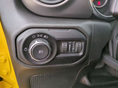 Used 2021 Jeep Wrangler Unlimited Sport image 27