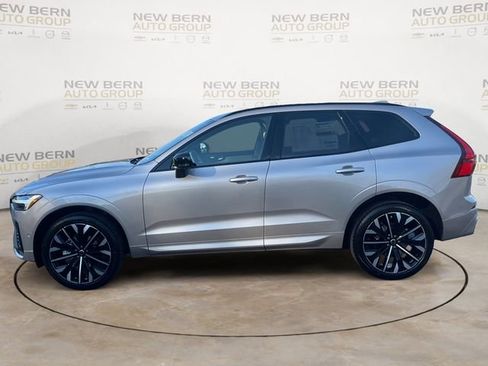 New 2026 Volvo XC60 B5 Ultra AWD/4WD image 2