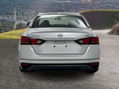 Used 2022 Nissan Altima 2.5 SR image 6