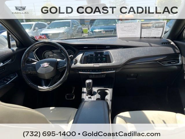 Used 2019 Cadillac XT4 Sport w/ Cold Weather Package FWD image 10