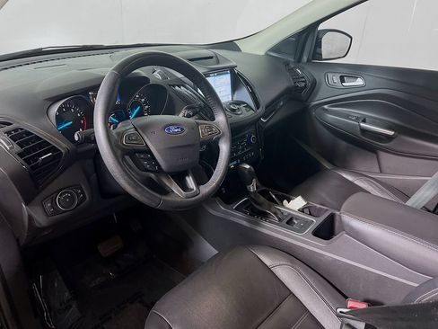 Used 2018 Ford Escape Titanium w/ Ford Safe & Smart Package AWD/4WD image 9