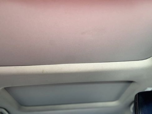 Used 2017 Nissan Maxima Platinum image 12