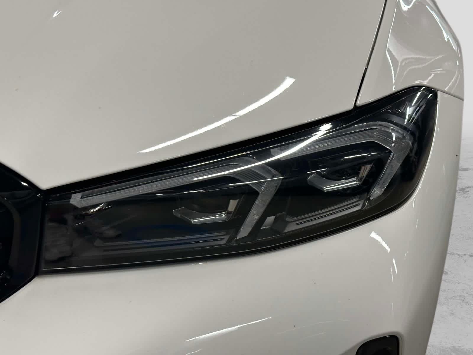 Used 2023 BMW M340i xDrive w/ Premium Package AWD/4WD image 8