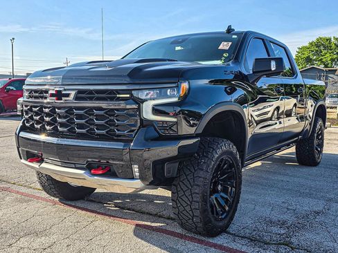 Used 2024 Chevrolet Silverado 1500 ZR2 w/ LPO, Dark Essentials Package AWD/4WD image 3
